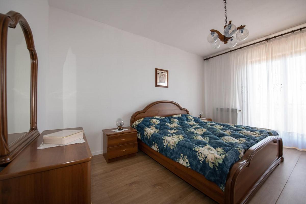 Apartman Elvis Lovran Buitenkant foto