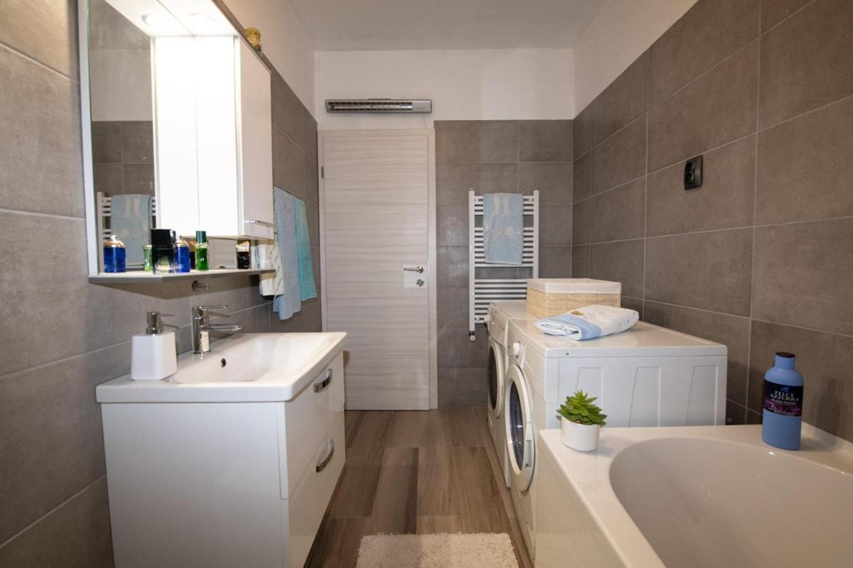 Apartman Elvis Lovran Buitenkant foto